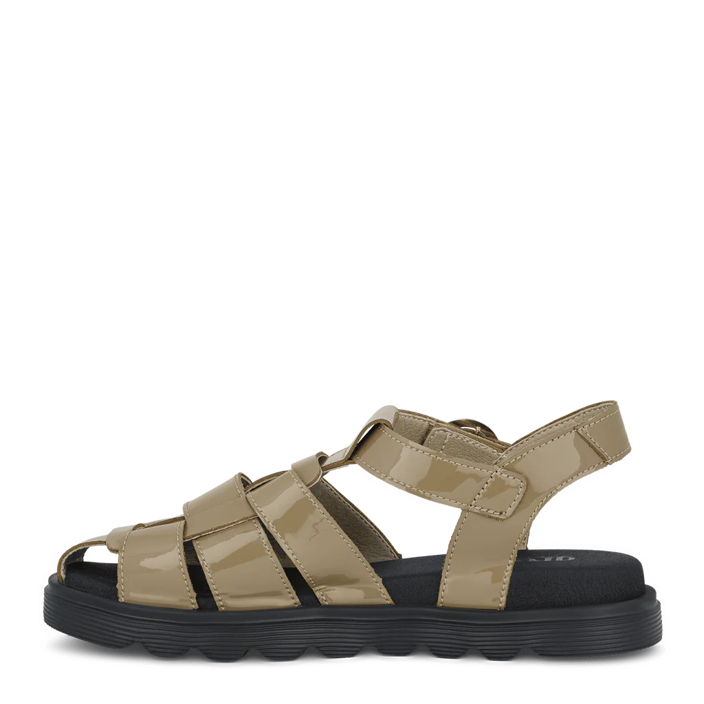 422022Q40 037 DAME SANDALER