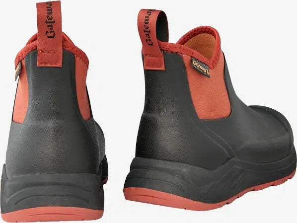 00 01 01 009 RAINWALKER LADY 6