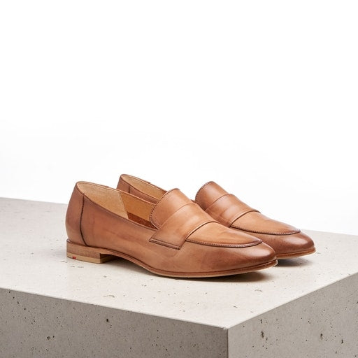BEA SLIPPER