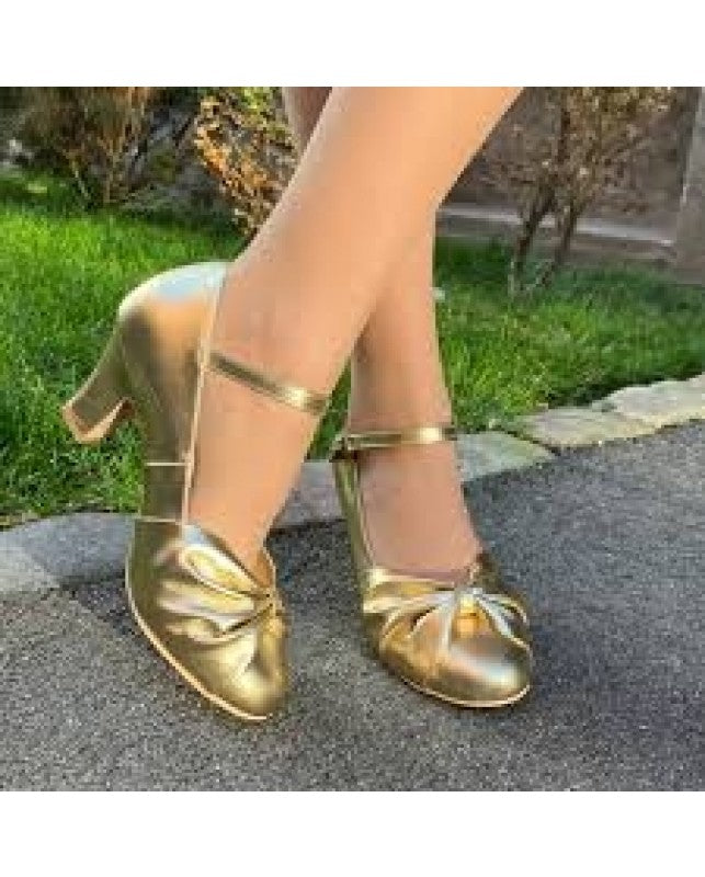 AVA REMINISCE PUMPS