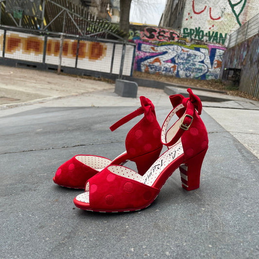LOLA RAMONA AVA VALENTINE DAME PUMPS