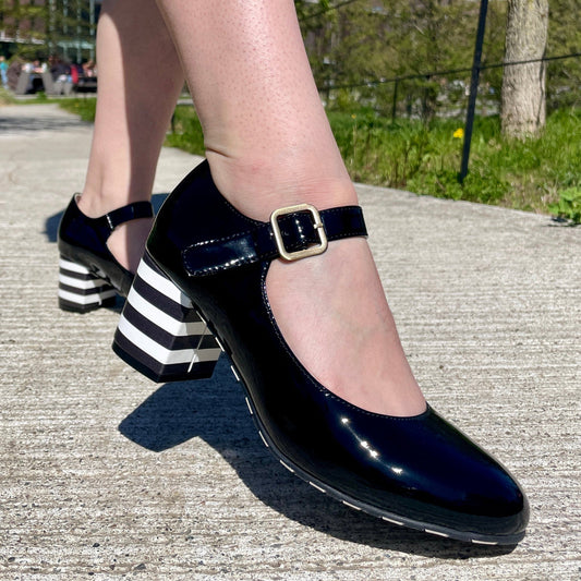 LOLA RAMONA EVE KAWAI DAME PUMPS