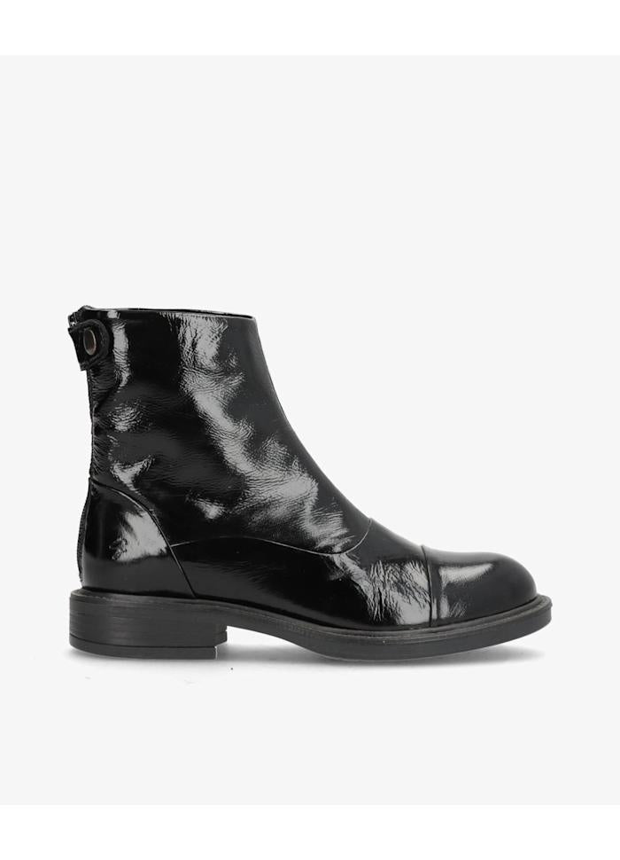 SD-150401 BLACK PATENT DAME ST